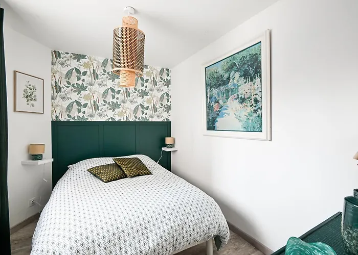 L'echappatoire - A 300 M De La *